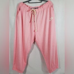NIKE - Ladie's Pink Jogger